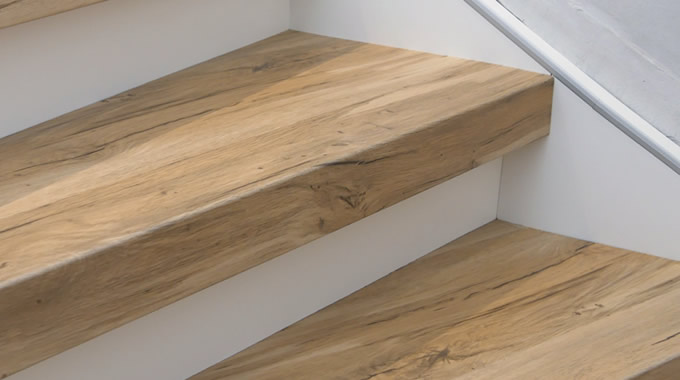 Treppe mit Vinyl renovieren, Schritt 3 (Nachher)